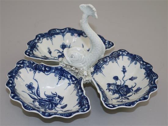 A Worcester dolphin shell pickle stand, c.1770, height 16.5cm, old restoration